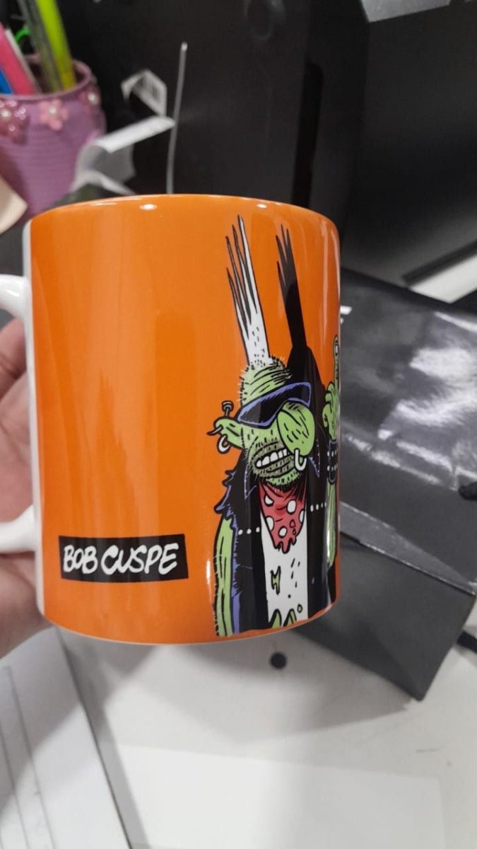 Caneca Bob Cuspe Laranja - Angeli - Z•Stores