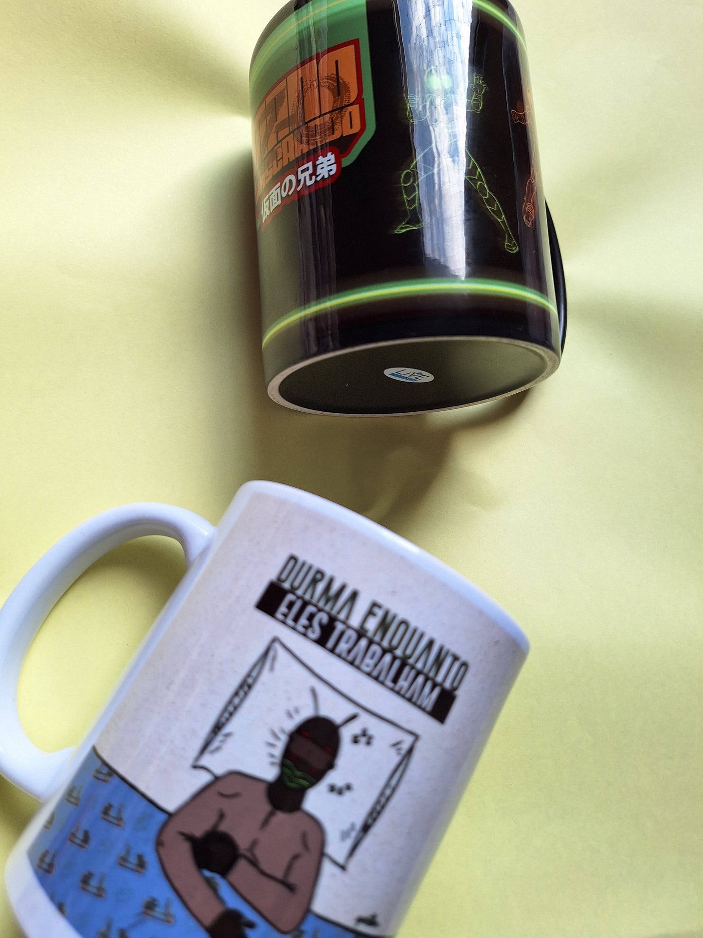 Caneca "Gafanhotos" - Mano Mascarado: Z-O