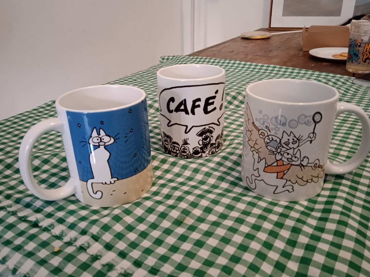 Caneca - Laerte - Gatos - Z•Stores